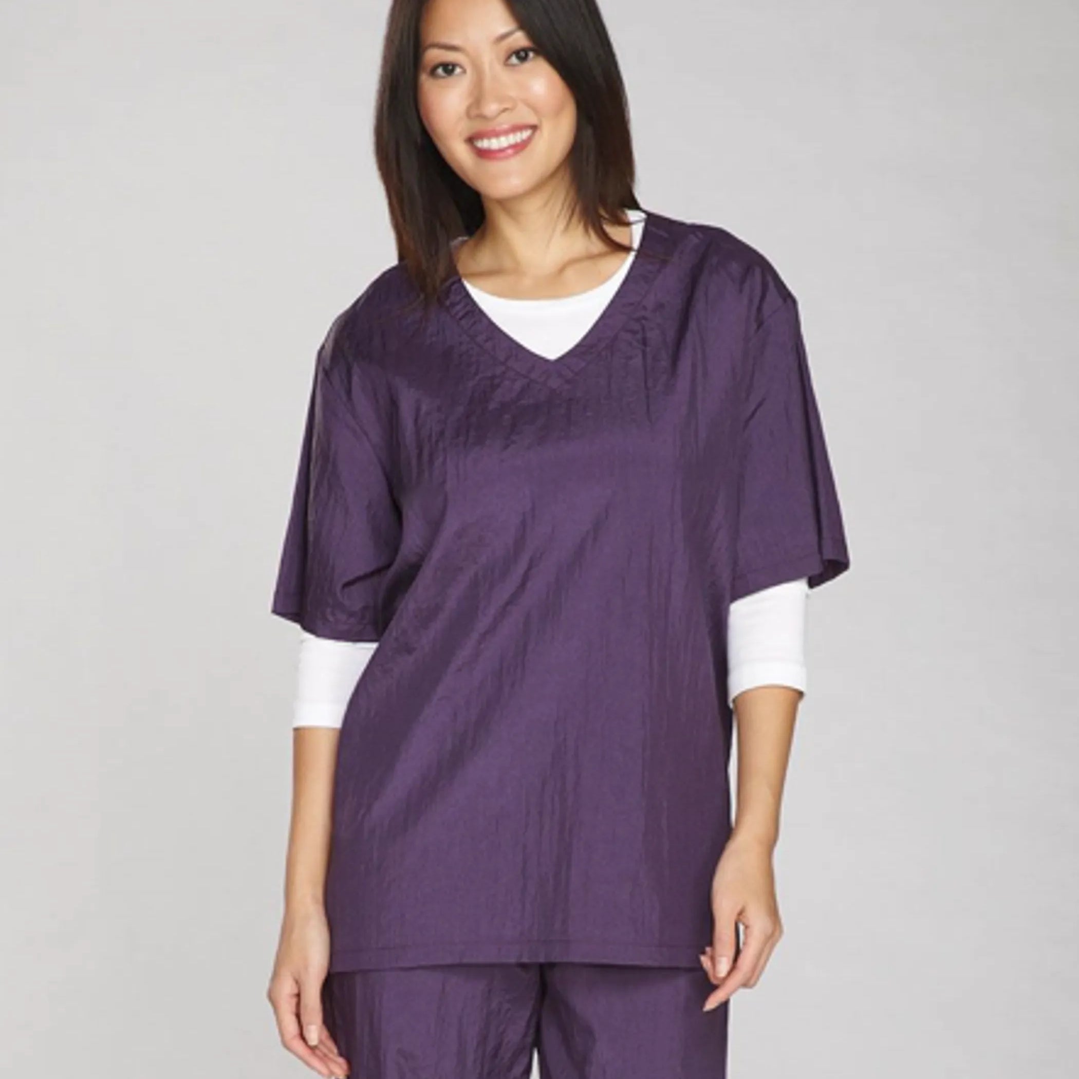 TP V-Neck Grooming Smock
